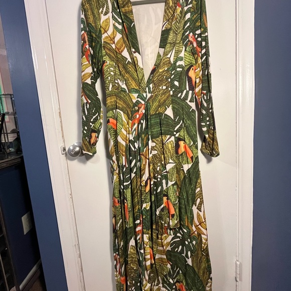 FARM Rio Leaf Print Long Sleeve Dress Medium - Picture 2 of 7